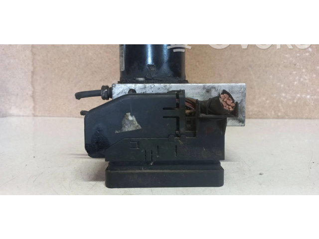 Блок АБС 8619968 Volvo V70 2000 - 2004 года