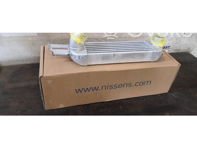 Интеркулер 13130039 Opel Meriva A