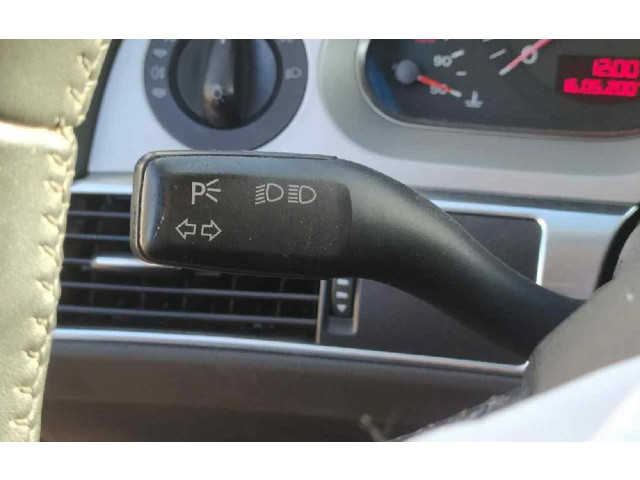 Ручка стеклоочистителей 4E0953513K   Audi A6 S6 C6 4F