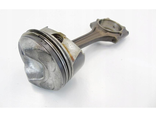  Поршень с шатуном  06D107103M 8240  Audi A3 S3 8P  