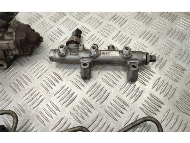 Vstřikovač 0986435453, 059130089BT Audi A8 S8 D4 4H