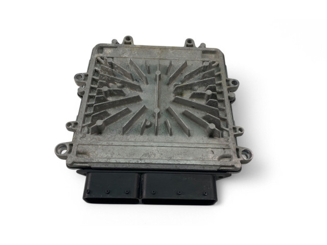 Блок управления двигателем Блок управления 30785100AB, 0281012765   Volvo V70