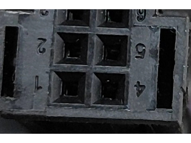 Zpětné zrcátko pravé Citroen C3 2023 98267124XT, E20211047