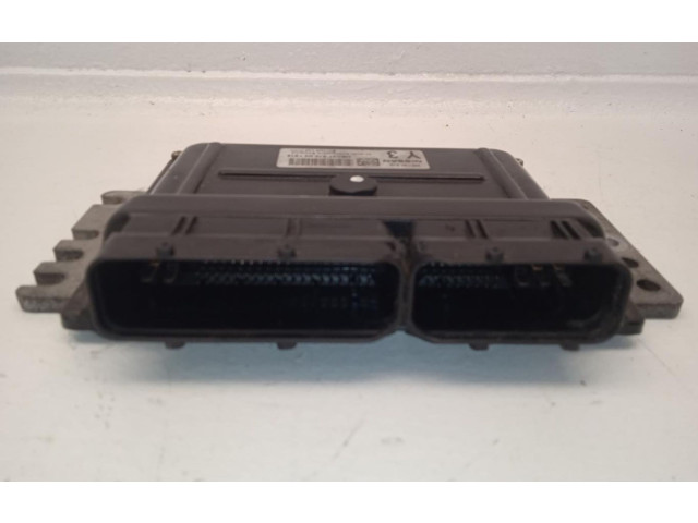 Řídící jednotka MEC37510 Nissan Note (E11) 2009