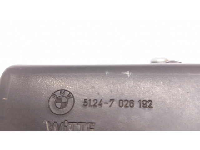 Zámek zadních dveří 51247026192 BMW 3 E46 2002