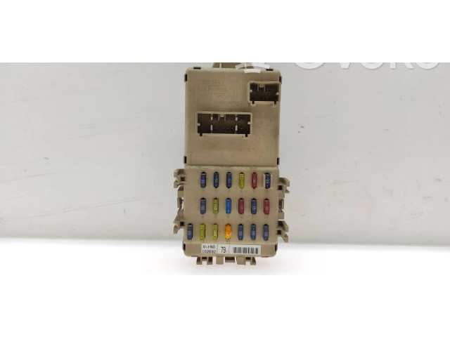 Блок предохранителей JB200400   Subaru Forester SF    