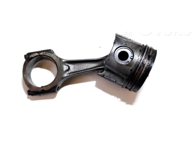 Поршень с шатуном Land Rover Freelander для дизельного двигателя 2.0