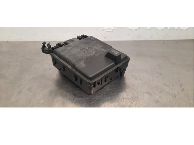 Блок предохранителей     Ford Transit Custom    