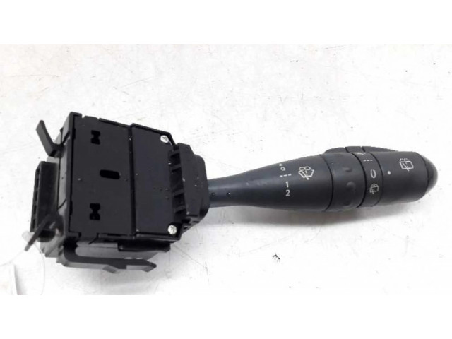 Включатель стеклоочистителей