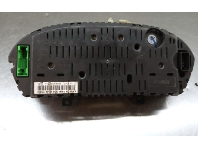 Панель приборов 110080253023, 6Y0920881E Skoda Fabia Mk2 (5J)