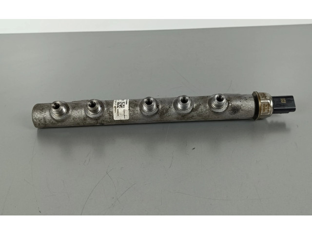 Топливная рампа A6720700095   SsangYong Rexton  