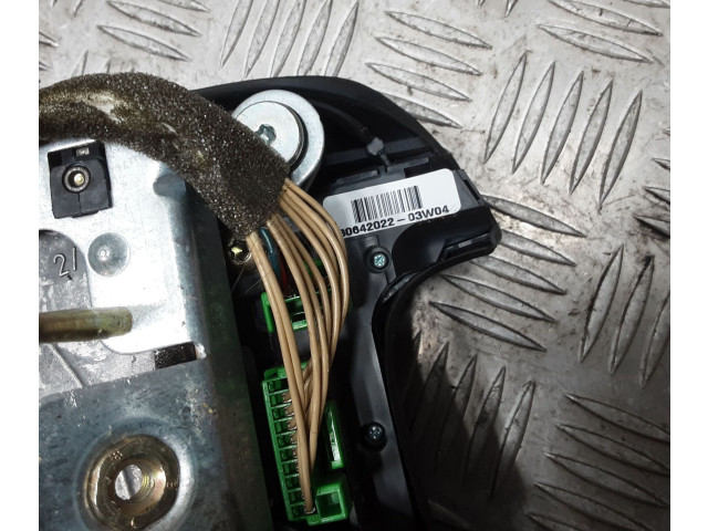 Подушка безопасности водителя 3064203003W03, 243530810125   Volvo V70