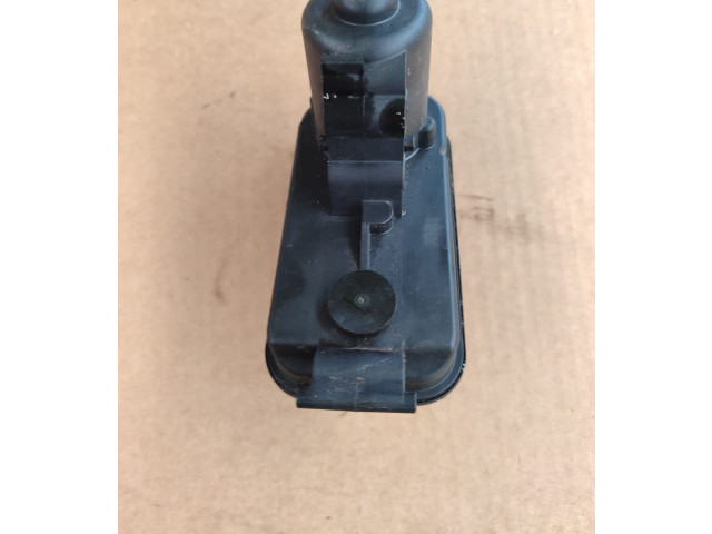 Турбина Audi A3 S3 8V 04E145725DF