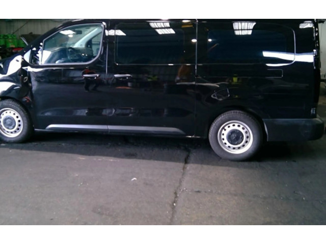 Блок управления климат-контролем    Peugeot Traveller