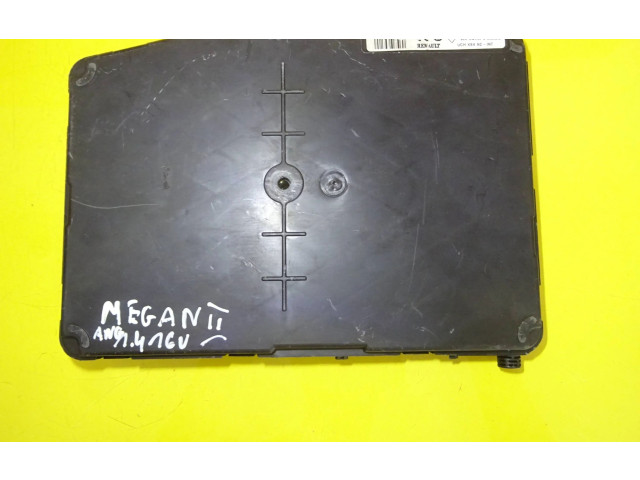 Pojistková skříňka Řídící jednotka BSM 8200309690 Renault Megane II 2002