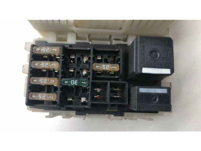 Блок предохранителей 6G9T14K131DA, 6G9T14K131BA Volvo S80