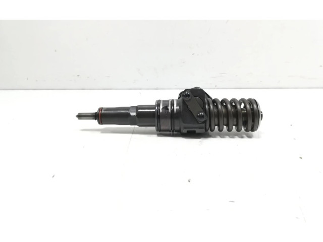 Форсунка 038130073AG Skoda Octavia Mk2 (1Z)