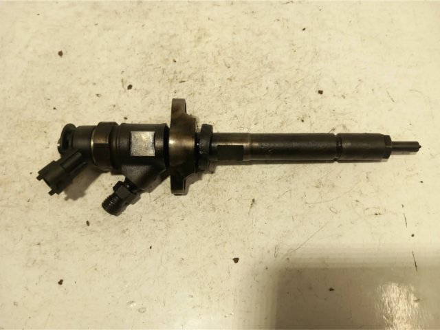 Форсунка 0445110311    Citroen C4 I для дизельного двигателя  1.6