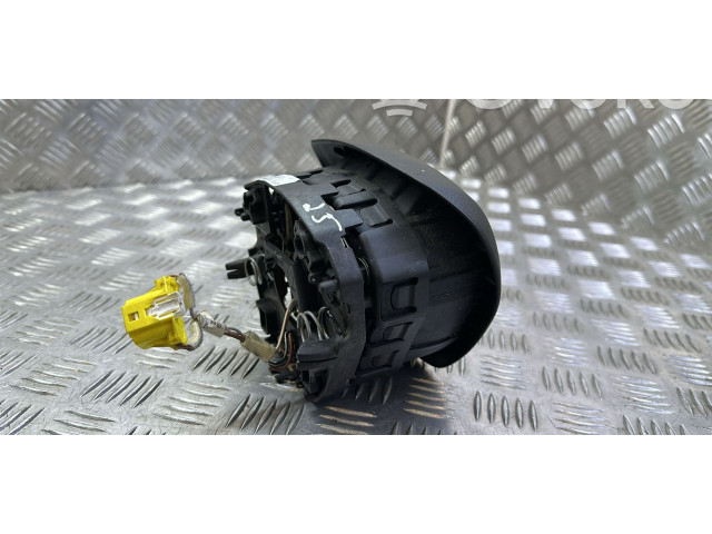 Подушка безопасности водителя 3T0880201F Skoda Octavia Mk3 (5E)