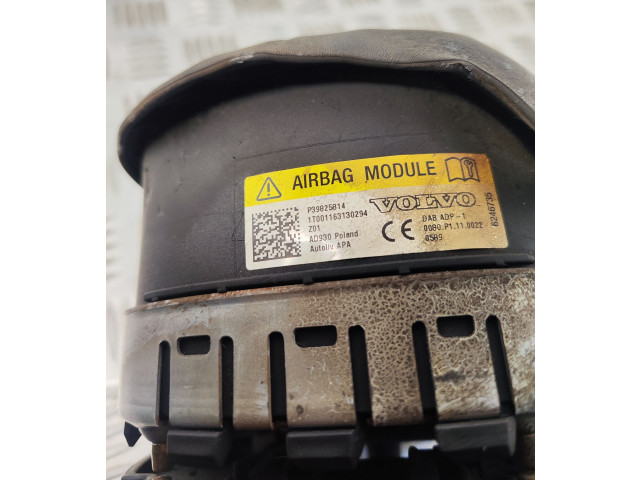 Подушка безопасности водителя 39825814   Volvo S90, V90