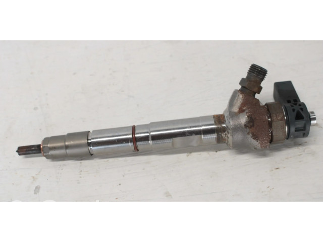 Форсунка 04L130277AC    Volkswagen Golf VII для дизельного двигателя CRB 2