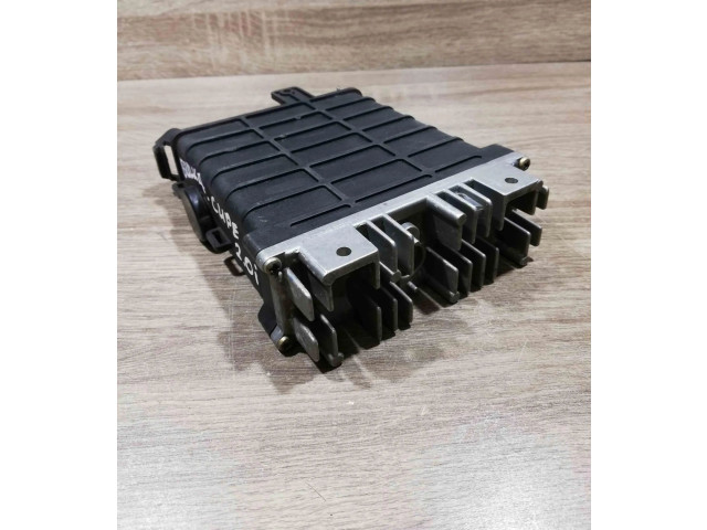 Řídící jednotka 893907404, 0261200220 Audi 80 90 B3 1986