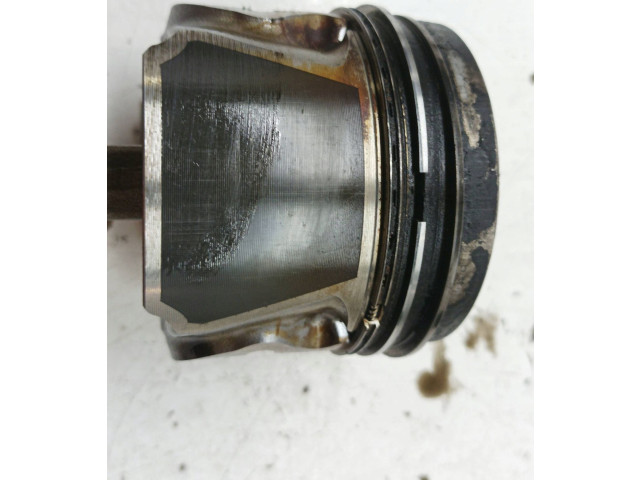 Píst CRDI   Hyundai i30     