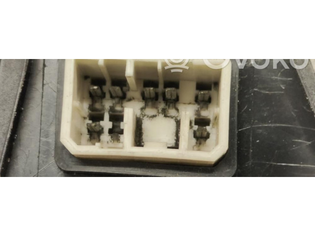 Зеркало электрическое KIA Sorento 2002 - 2009 года