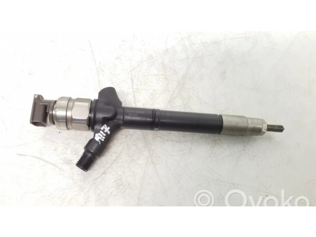 Vstřikovač 236700R030, 05H07096   Toyota Avensis T250  pro naftový motor 2.0  