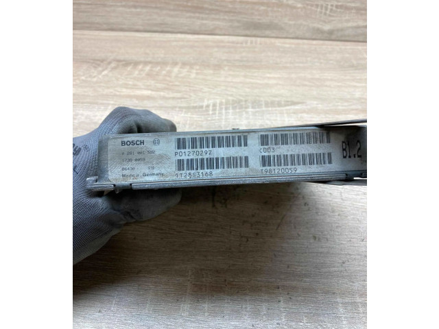 Блок управления двигателем ECU    0281001592, 17390059   Volvo S70  V70  V70 XC