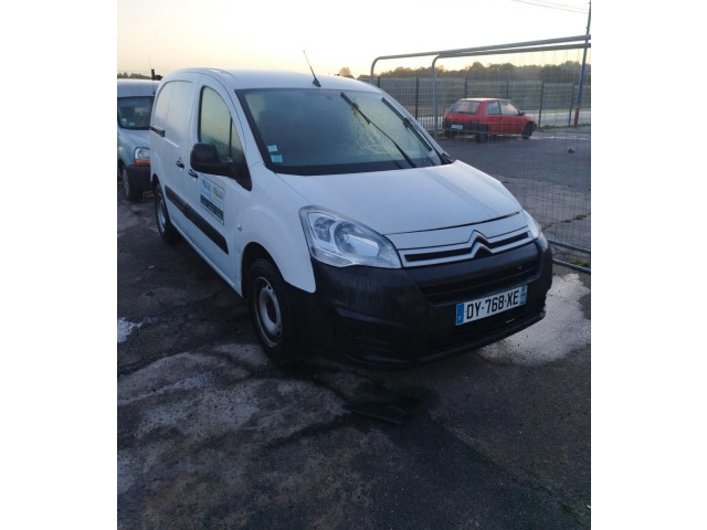 Генератор 9810525380 Citroen Berlingo