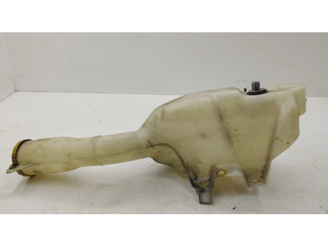 Бачок оконной жидкости