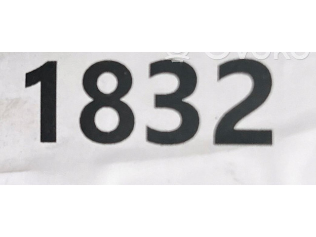 Zpětné zrcátko  Volkswagen Tiguan 2011  2008R  