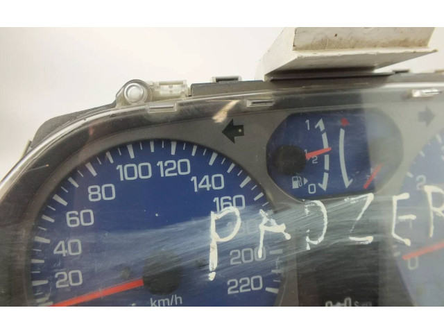 Панель приборов MR532360 Mitsubishi Pajero Pinin