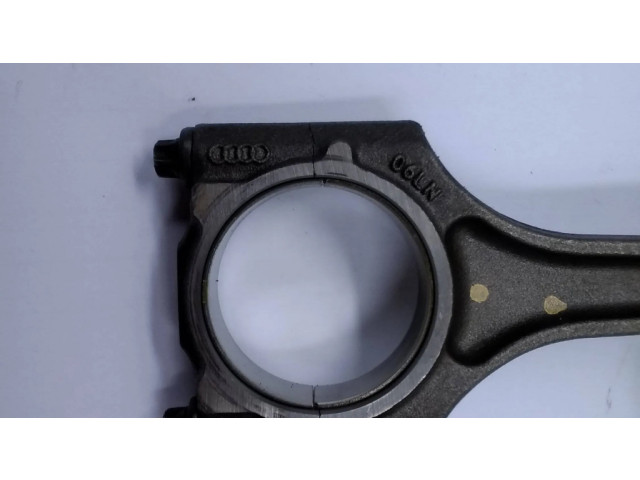 Píst 06LN Audi Q5 SQ5 pro benzínový motor 2.0 DAY