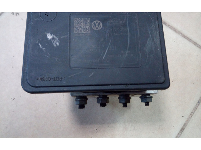 Блок АБС 5Q0614517AF   Skoda  Octavia Mk3 (5E)  2013-2019 года