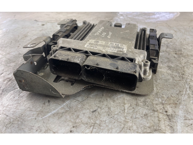 Блок управления двигателя 03g906016cd, 0281011945 Volkswagen Touran I