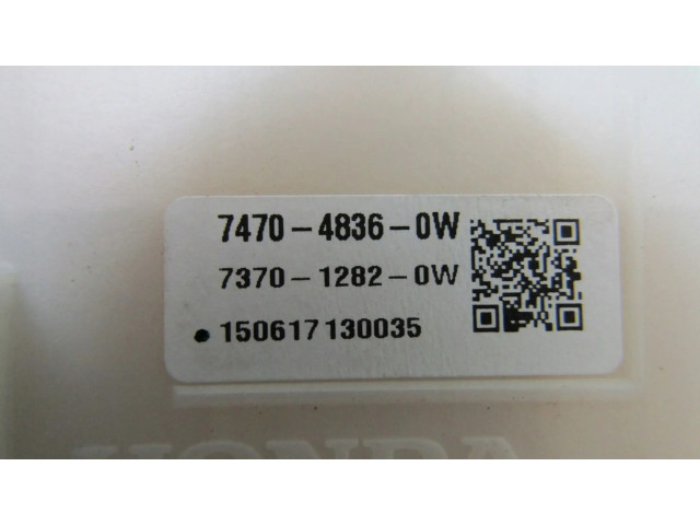 Блок предохранителей  747048360W   Honda HR-V    