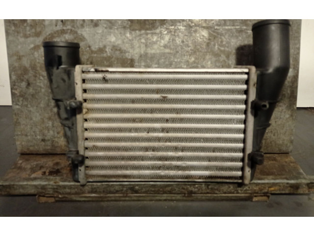 Интеркулер  058145805A, 1402007   Volkswagen Passat Alltrack 