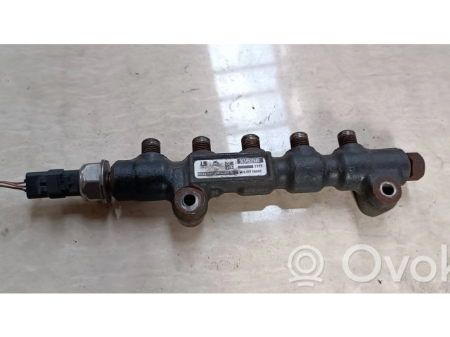 Топливная рампа 9654592680   Citroen C4 I 1.6 
