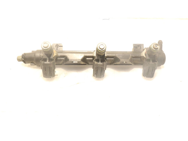 Vstřikovací lišta    Seat Ibiza IV (6J,6P)    BZG 