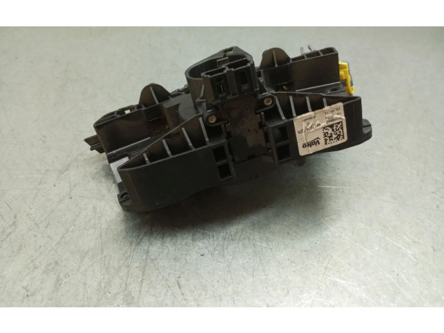 Подрулевой шлейф SRS 255676909R   Dacia Sandero