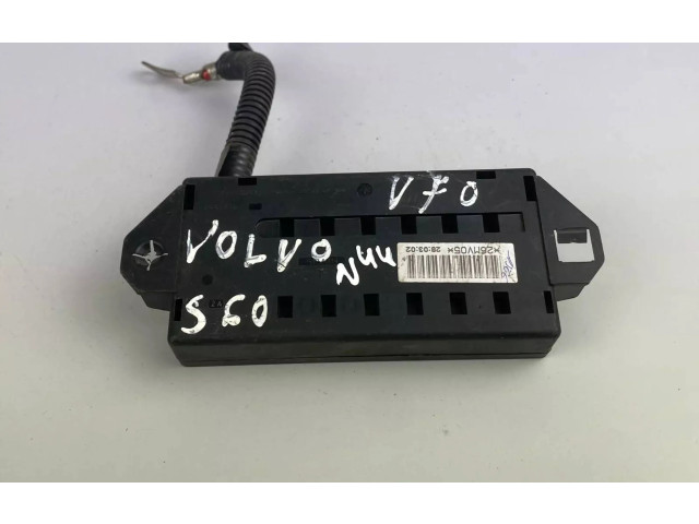 Блок предохранителей  9162323, 9441776   Volvo V70    