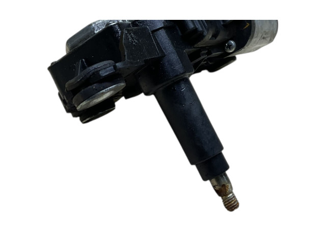 Двигатель стеклоочистителя заднего стекла