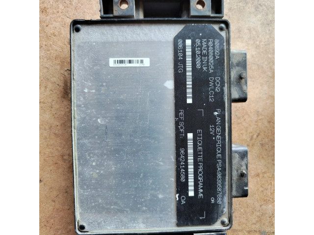 Řídící jednotka R04080025A   Citroen Berlingo 2006