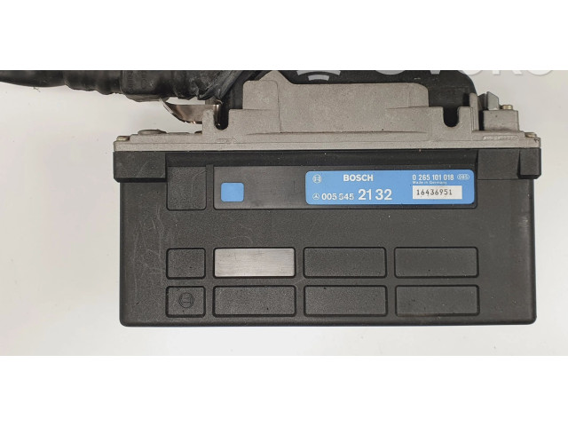 Блок управления 0055452132   Mercedes-Benz 190 W201