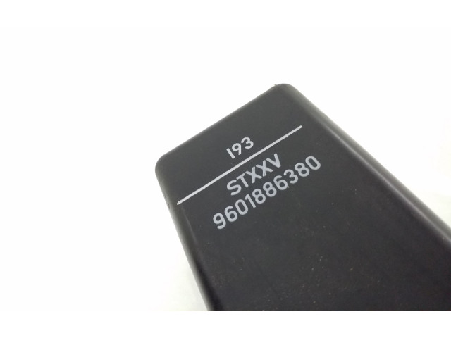 Блок управления 9601886380   Citroen XM