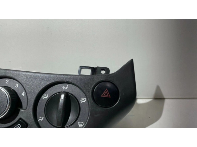 Блок управления климат-контролем    Chevrolet Aveo