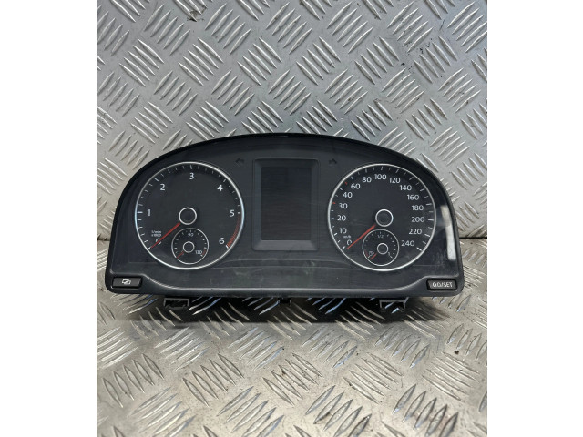Панель приборов 1t0920871d   Volkswagen Touran II       