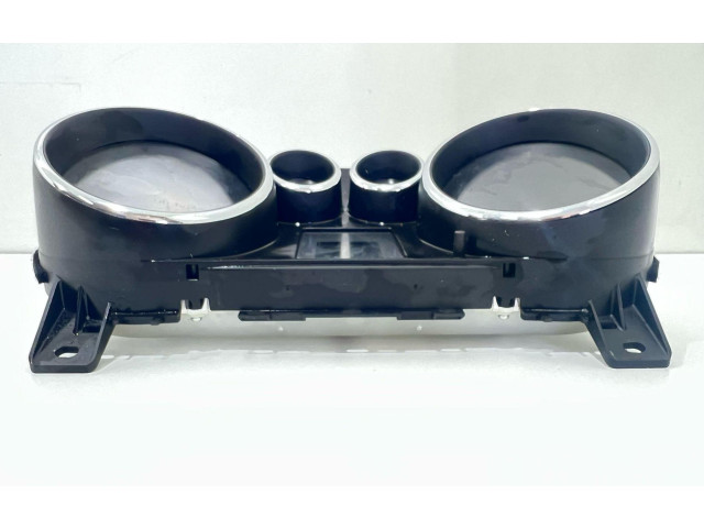 Панель приборов    Opel Meriva B       